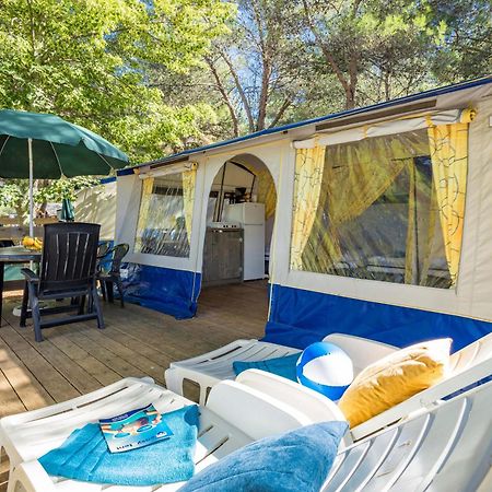 Easyatent Camping Stella Maris Umag Buitenkant foto