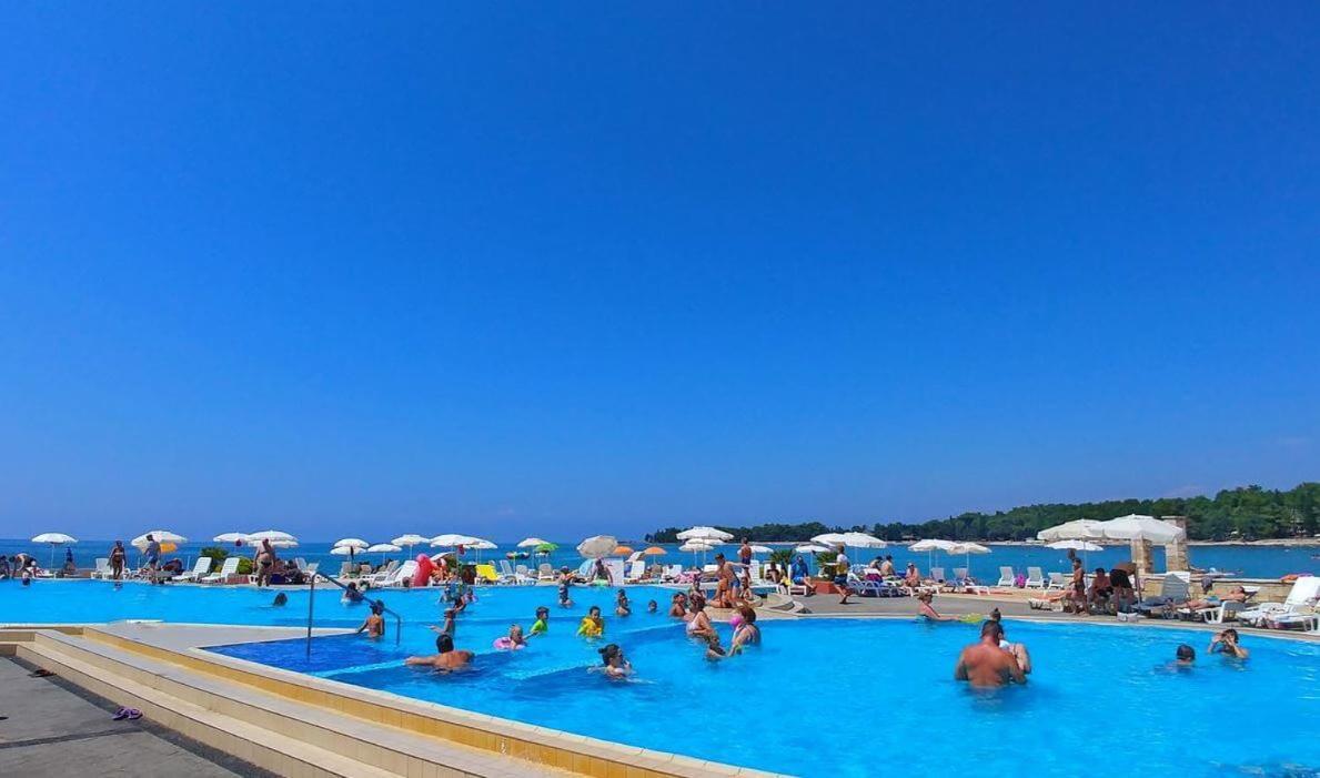 Easyatent Camping Stella Maris Umag Buitenkant foto