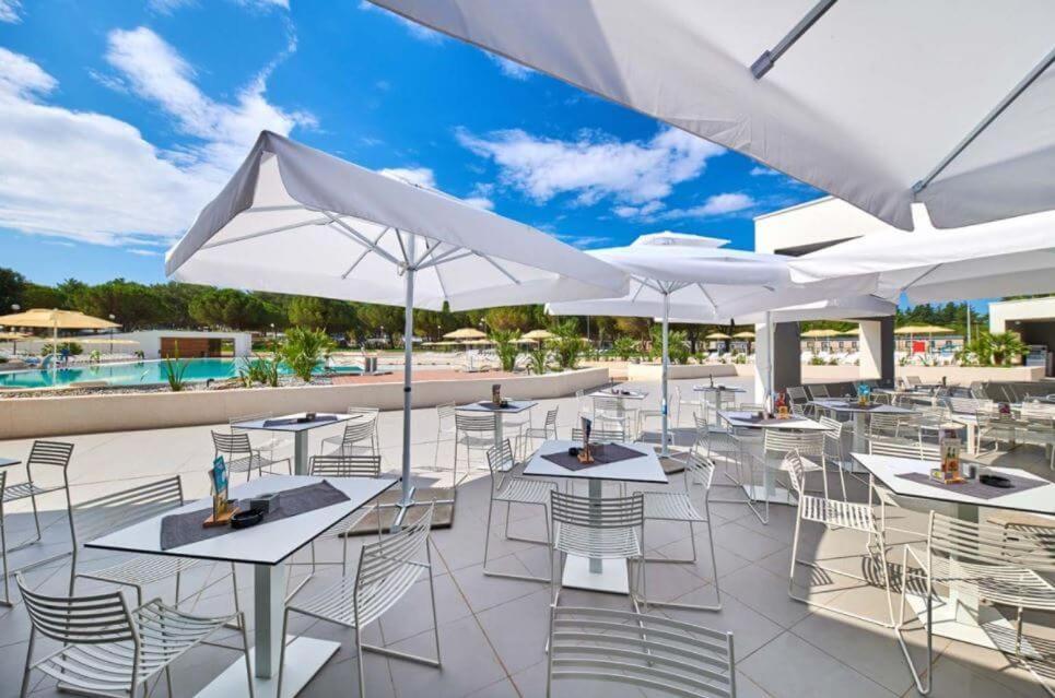 Easyatent Camping Stella Maris Umag Buitenkant foto